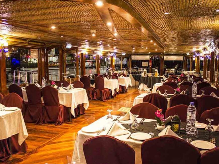 Marina Dhow Cruise 4
