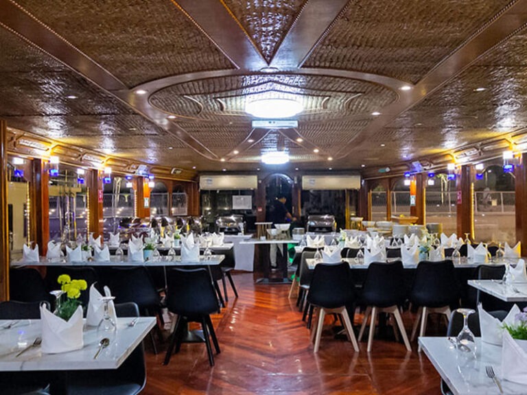 Marina Dhow Cruise 6